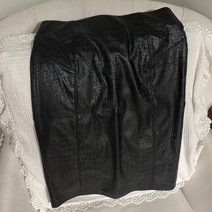 Mark New York Black Snakeskin Pencil Skirt SMALL